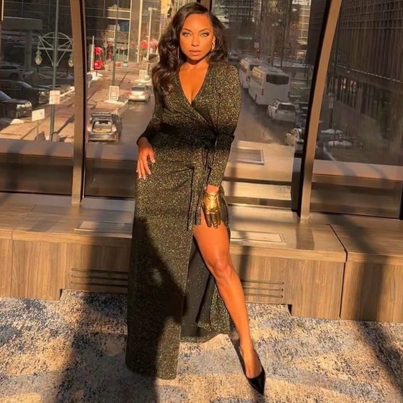 ✨ Diane Von Furstenberg Evelyn Maxi Dress In Black & Gold Metallic✨ - Picture 4 of 16